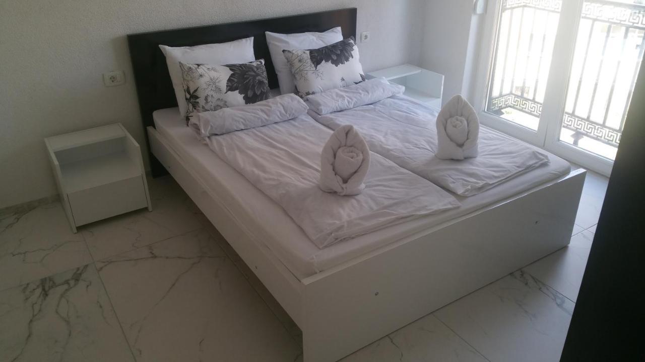 Xxl Apartments City Centar บิโตลา ภายนอก รูปภาพ