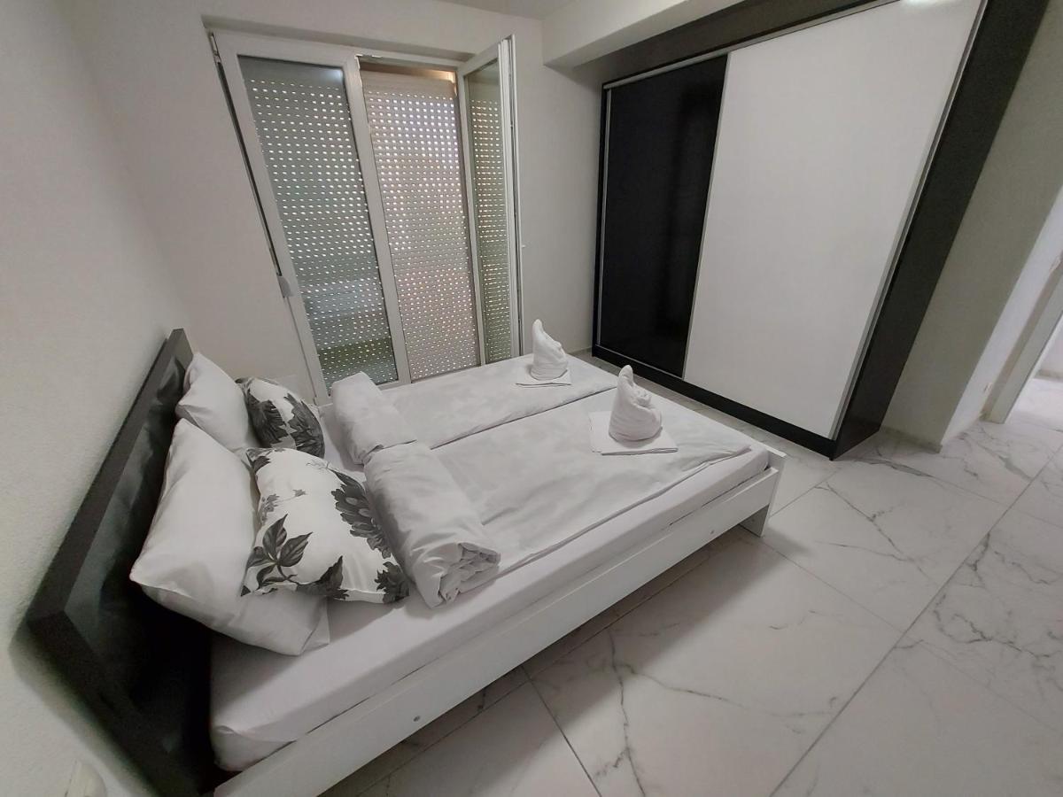 Xxl Apartments City Centar บิโตลา ภายนอก รูปภาพ