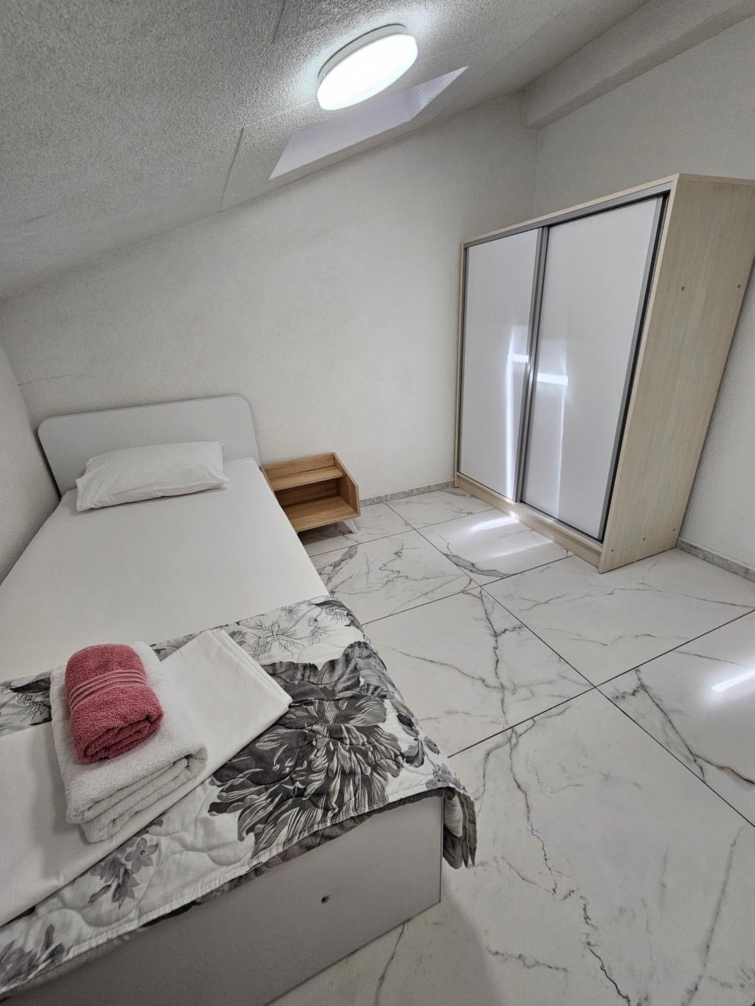 Xxl Apartments City Centar บิโตลา ภายนอก รูปภาพ
