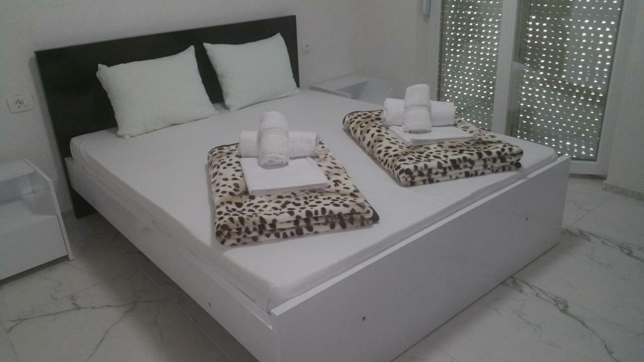 Xxl Apartments City Centar บิโตลา ภายนอก รูปภาพ