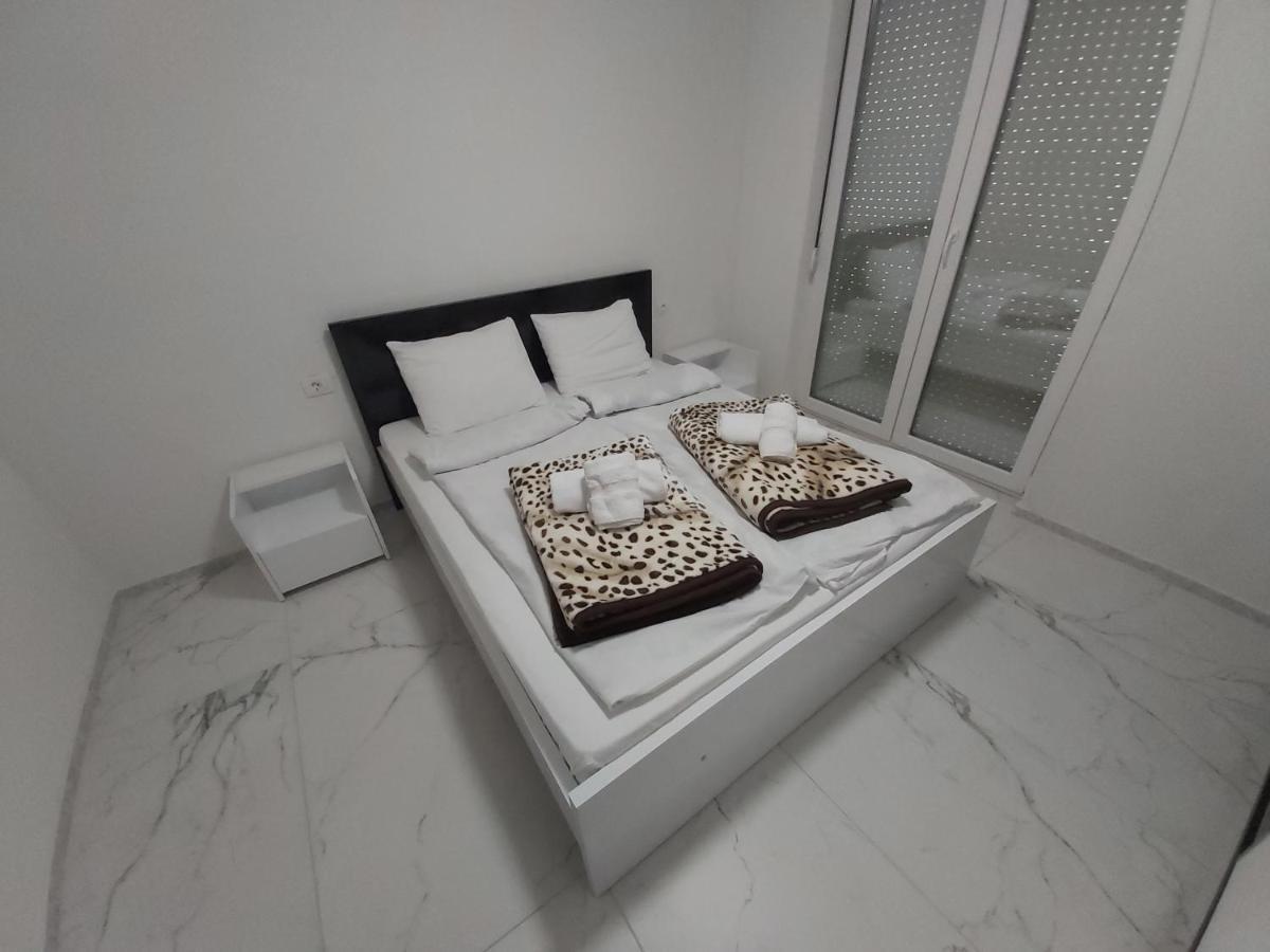 Xxl Apartments City Centar บิโตลา ภายนอก รูปภาพ