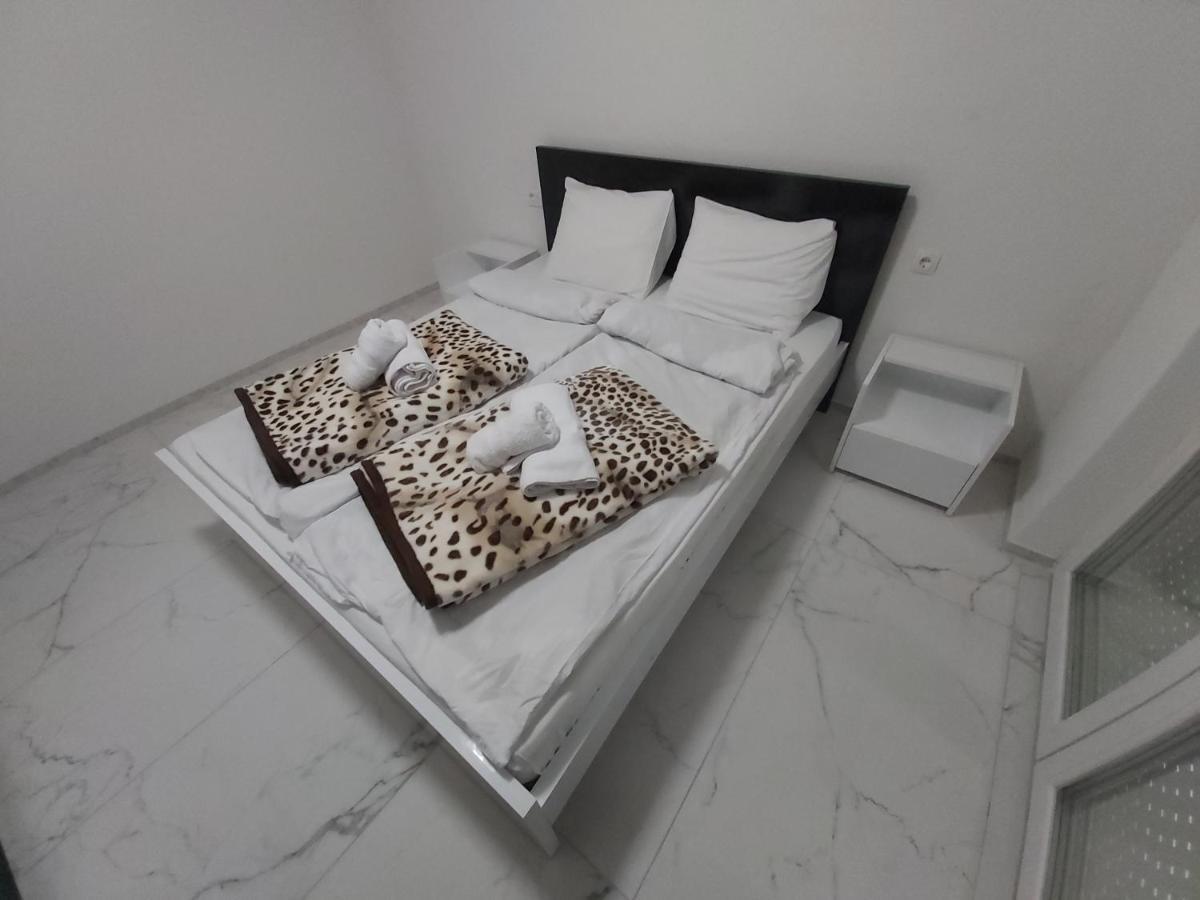 Xxl Apartments City Centar บิโตลา ภายนอก รูปภาพ